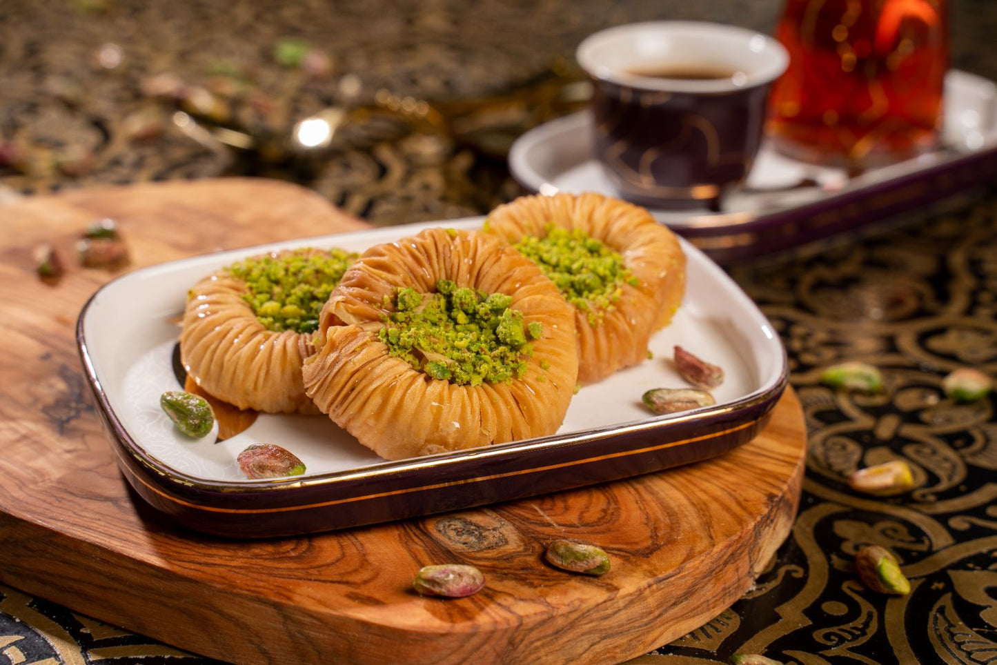 Anneau de Baklava avec centre de pistache (SWAR Al-SIT)